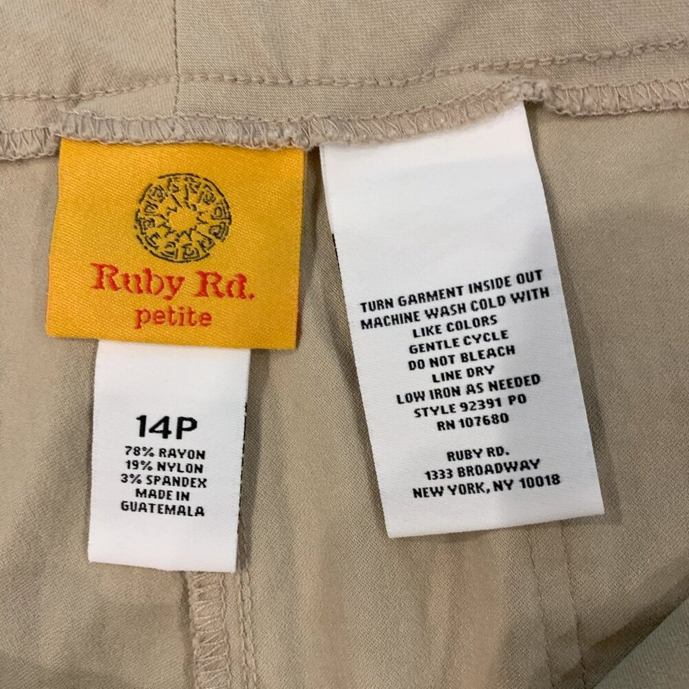 Ruby Rd Bermuda Shorts - Picture 2 of 3